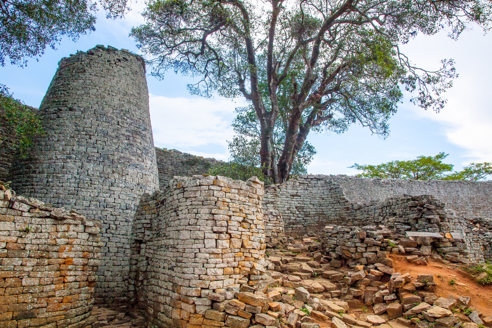 The Best Ever Luxury Safari Tours In Zimbabwe For You   Main Tower Wall At Great Zimbabwe In The Main Enclosure Great Zimbabwe Zimbabwe Africa Shutterstock 257365642 